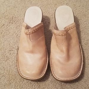 Tan Leather Mules